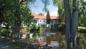 Teichansicht Hotel